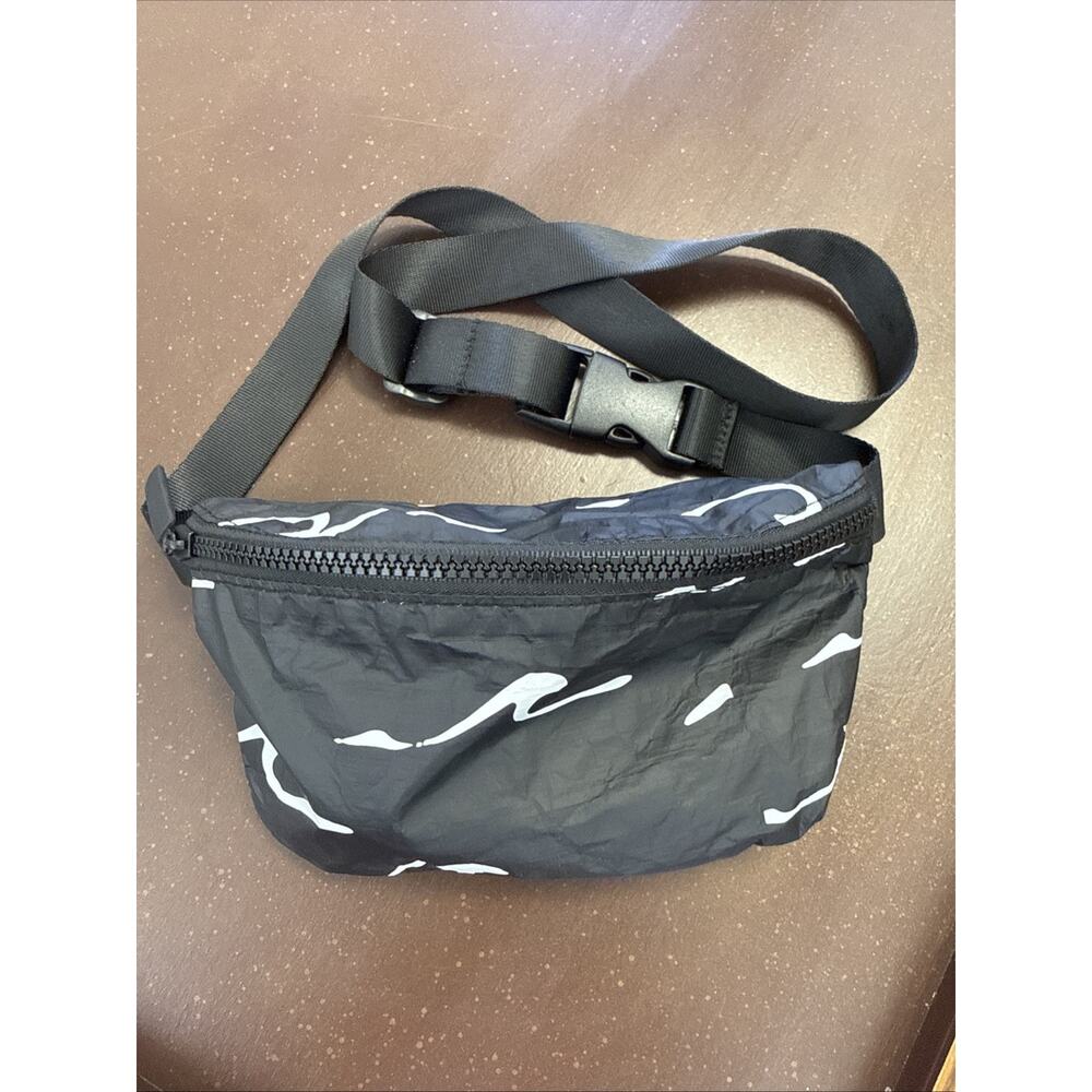 ALOHA Collection Mini Hip Fanny Pack Crossbody Black Wave Splash Proof